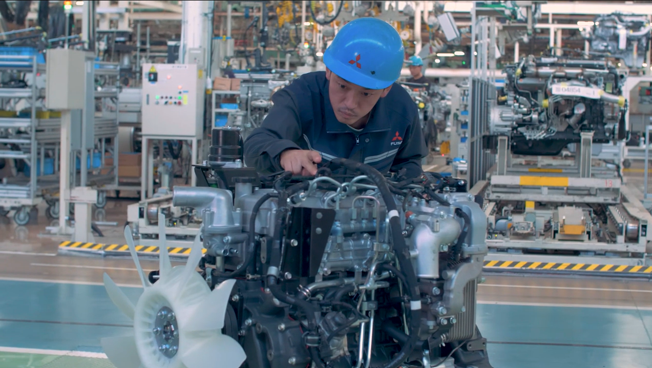 産業用エンジン