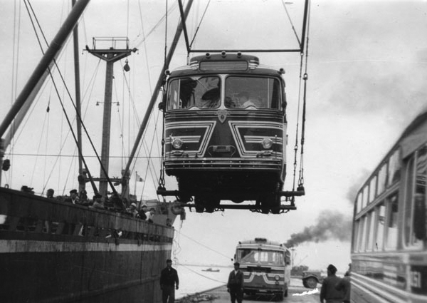 FUSO 歴史 - 歴史を作り続けて90年 | 三菱ふそうトラック・バス株式会社