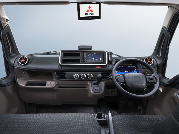 キャンター（小型トラック） | 三菱ふそうトラック・バス株式会社