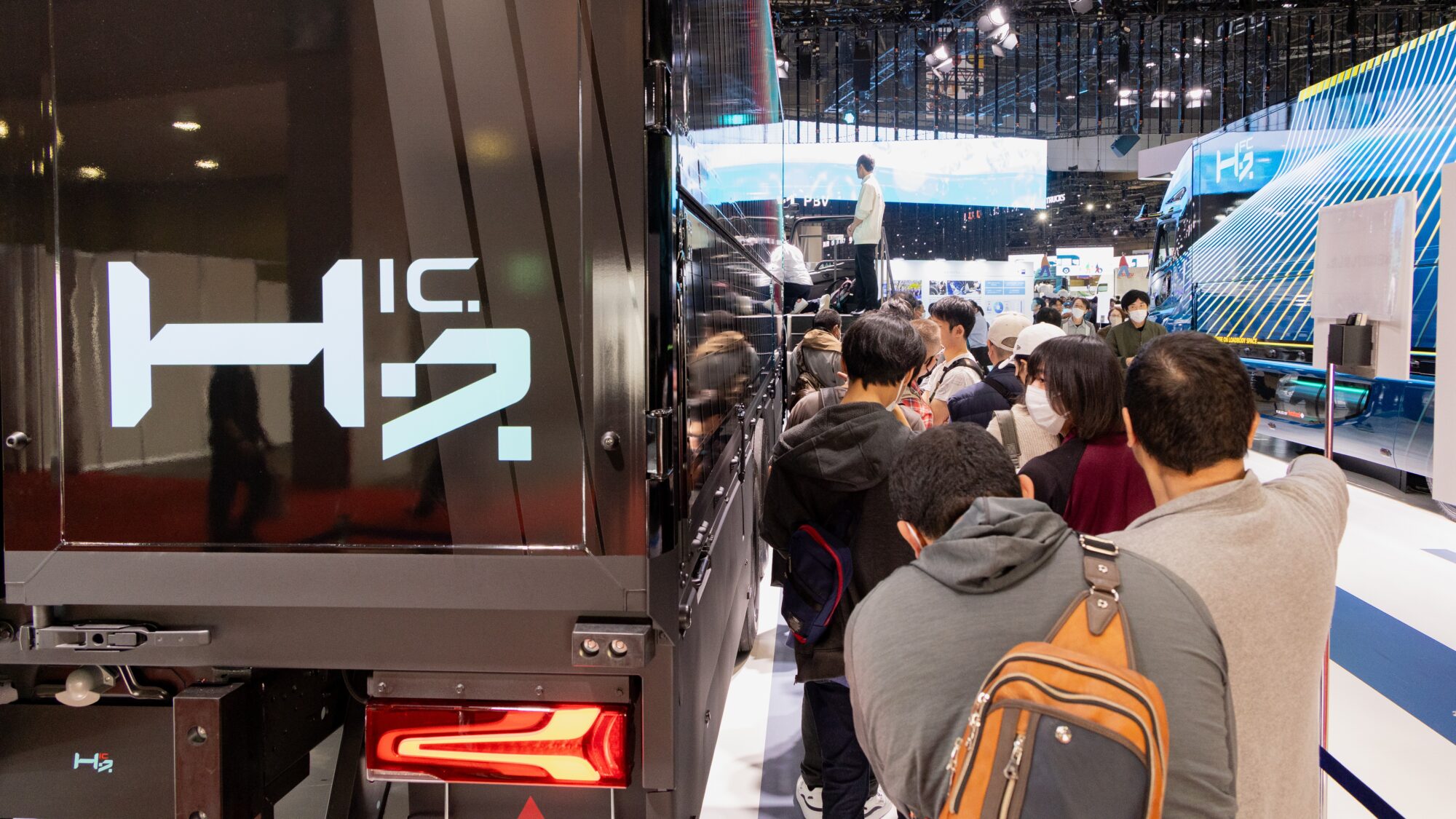 三菱ふそう水素トラック