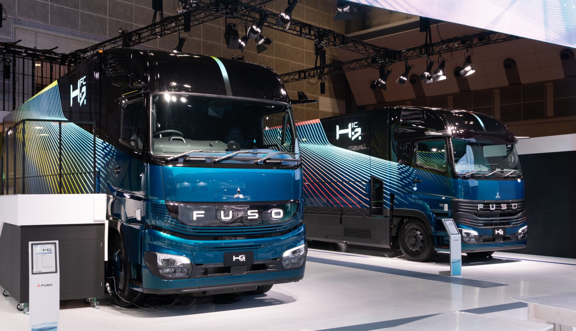 三菱ふそう 水素トラック