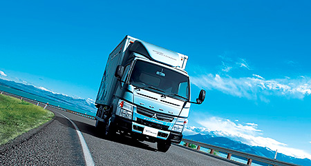 平成25年度「省エネ大賞」　資源エネルギー庁長官賞（製品（輸送）分野）を受賞したキャンター エコ ハイブリッド